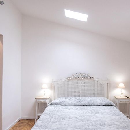 Althea Apartment Viareggio Ngoại thất bức ảnh