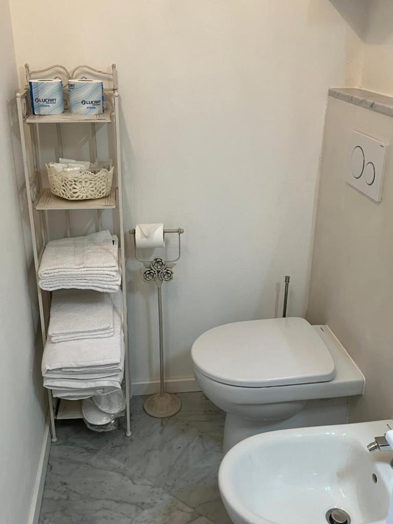 Althea Apartment Viareggio Ngoại thất bức ảnh